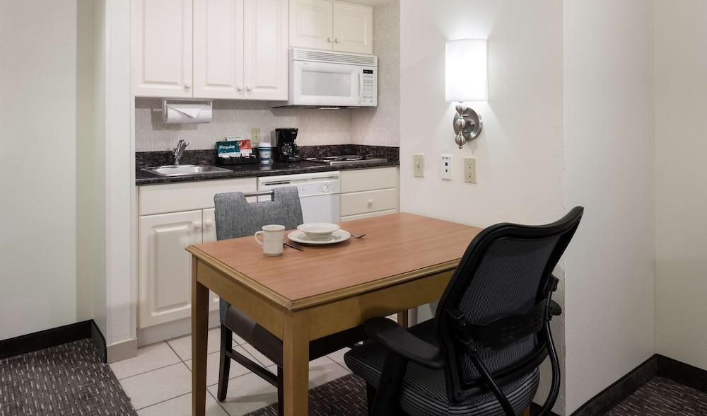Homewood Suites Miami Airport/Blue Lagoon Miami Springs Dış mekan fotoğraf