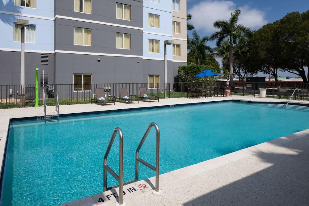Homewood Suites Miami Airport/Blue Lagoon Miami Springs Dış mekan fotoğraf