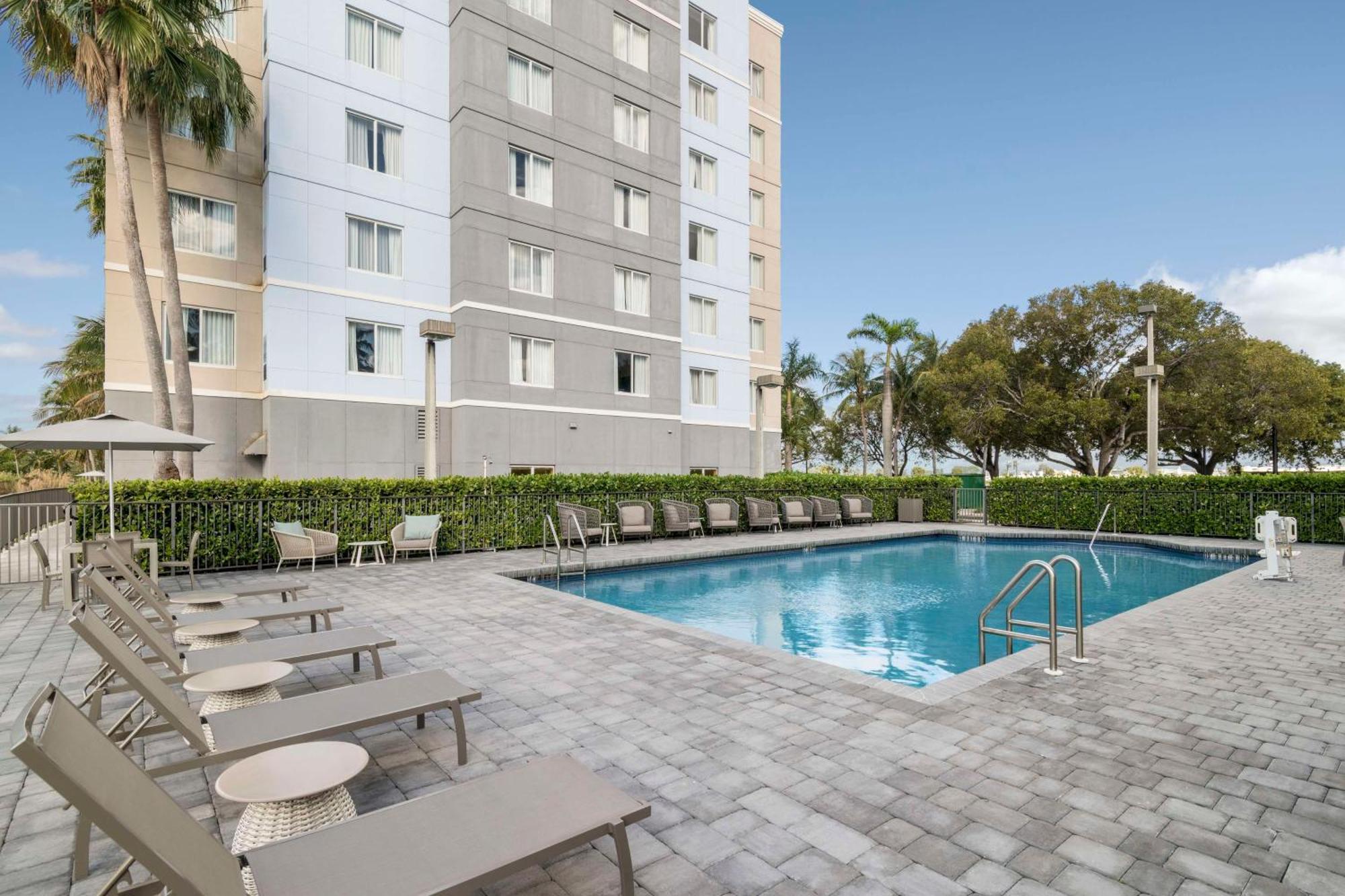 Homewood Suites Miami Airport/Blue Lagoon Miami Springs Dış mekan fotoğraf