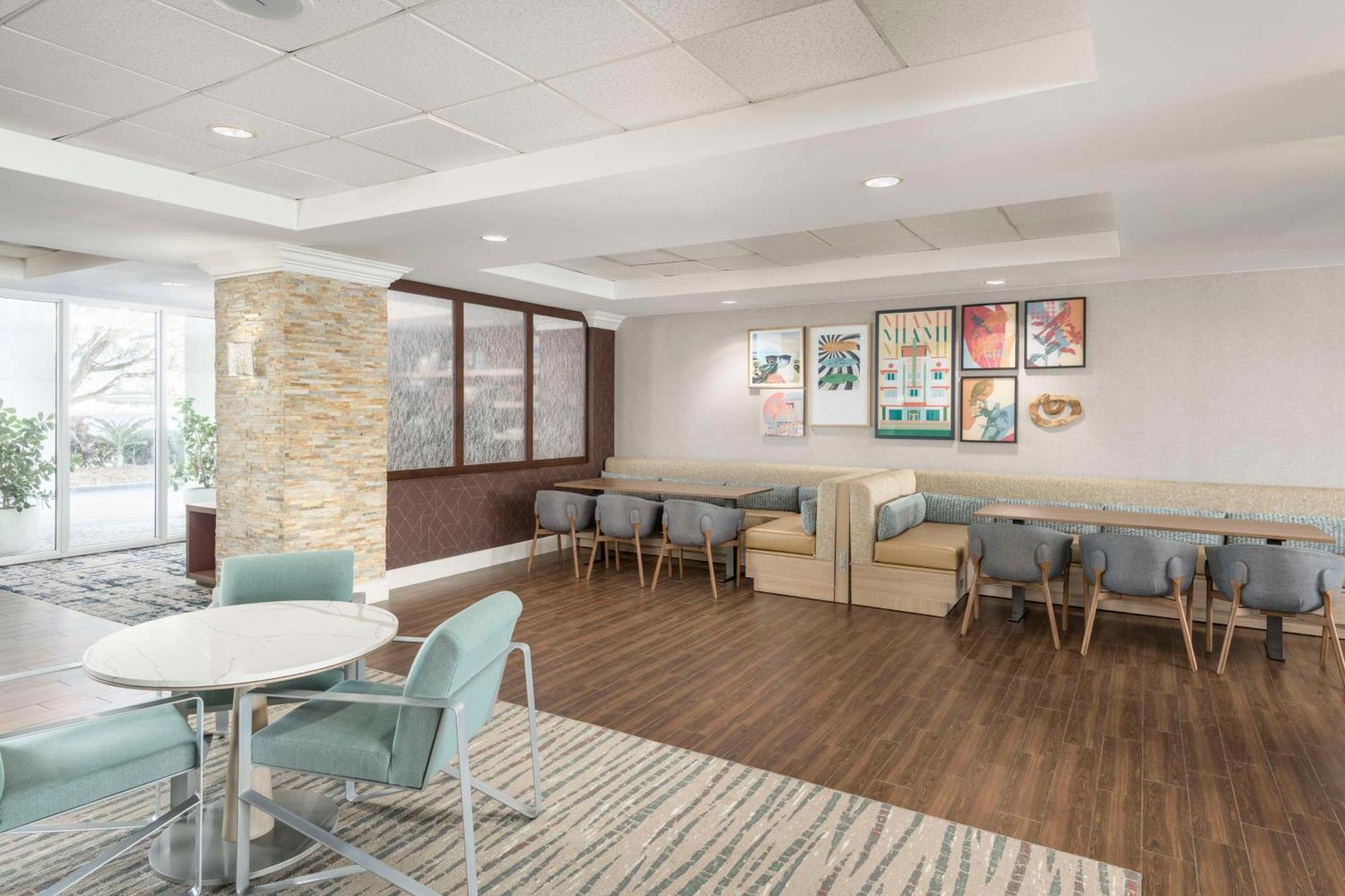 Homewood Suites Miami Airport/Blue Lagoon Miami Springs Dış mekan fotoğraf